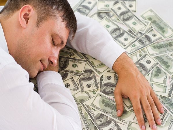Những con số may mắn khi mơ thấy tiền đô bạn biết chưa